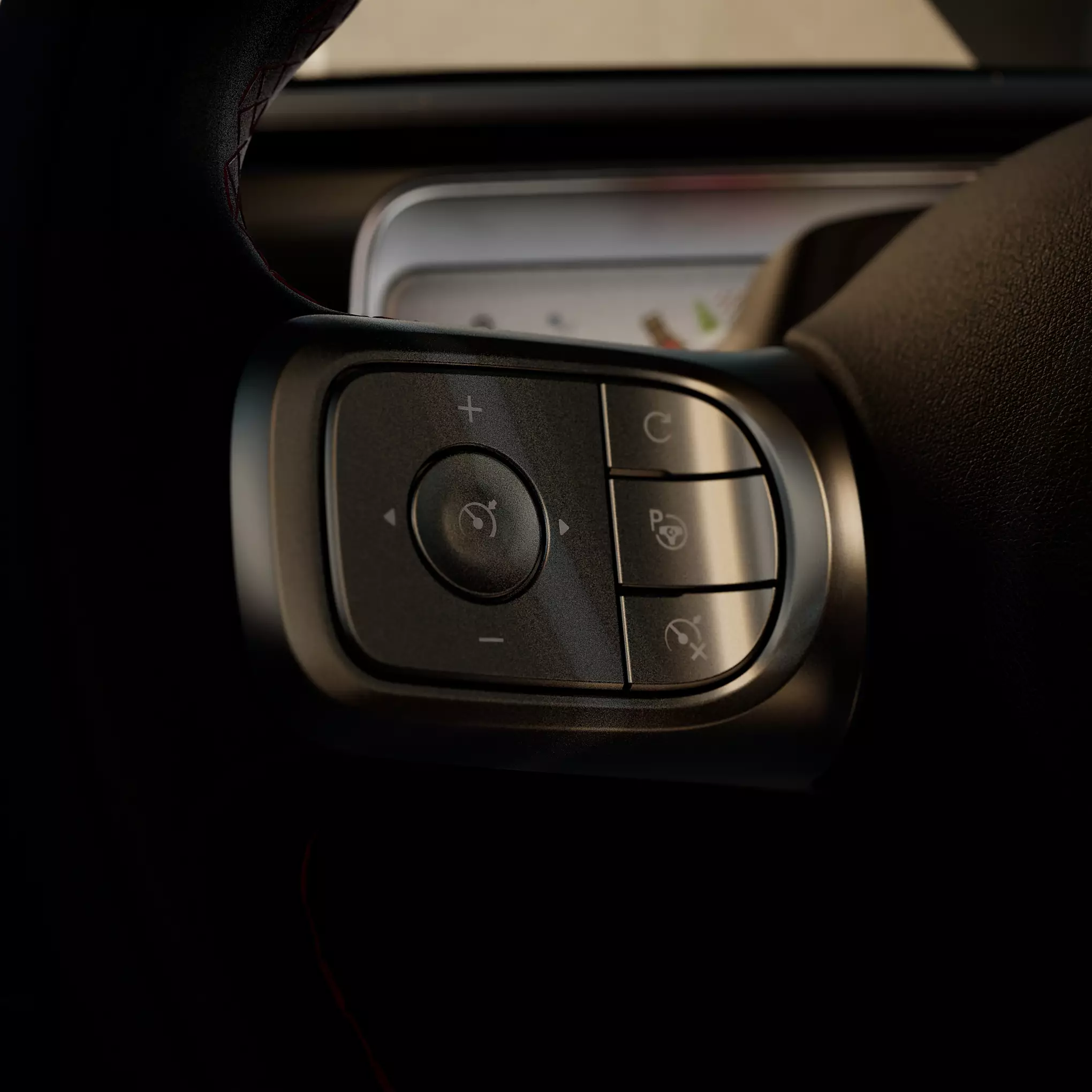 Système d'aide à la conduite smart Pilot, incluant la détection des angles morts et un régulateur de vitesse adaptatif¹⁰